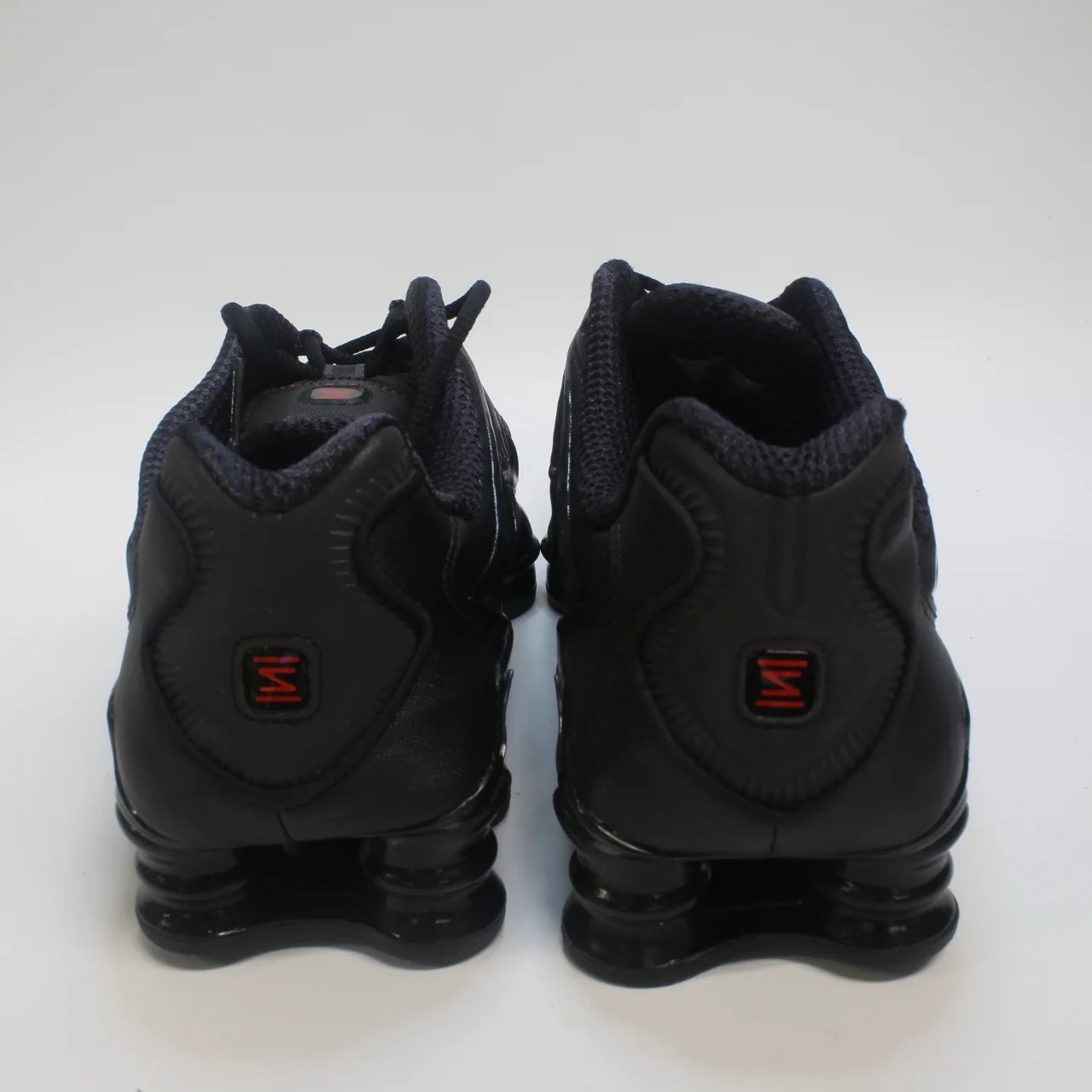 Odd Sizes - Kids Nike Nike Shox Tl Black Metallic Hematite Max Orange F UK Sizes - Right 6/Left 5 - Image 3